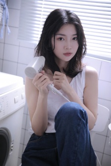 我就在外面蹭一下在线观看