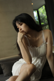 被陌生人添高潮的小说